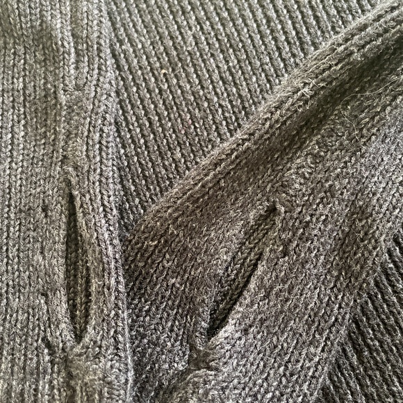 Lululemon sweater - Picture 3 of 3